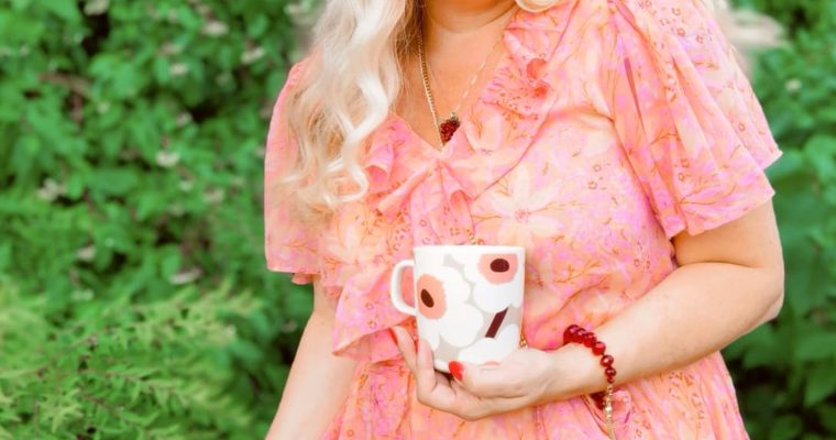 Kolme aivan hurmaavaa mekkoa Ellokselta