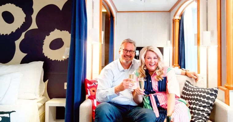 Commodore balcony & Marimekko -hytit Silja Serenadella!