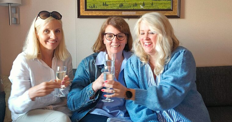 Ahvenanmaalla kuin ulkomailla. Rakkaan ystävän 60-vuotisreissu!